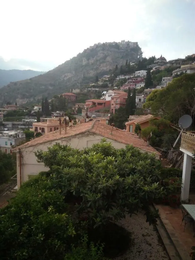 Sunshine House Villa Taormina 0*,  Italia