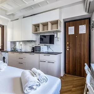 morimondo-studio-apartment.italymilanhotels.net/
